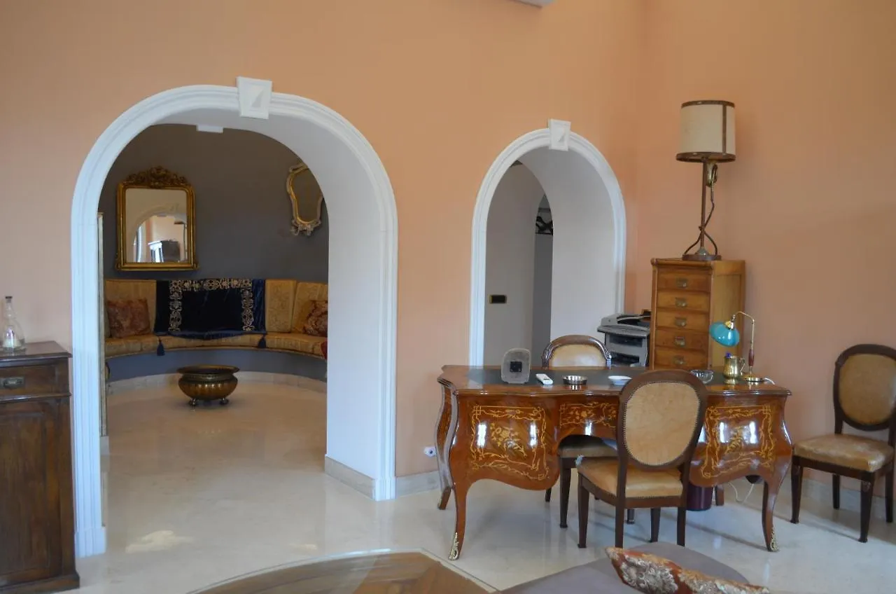 Elegante Appartamento Nel Centro Di Roma Apartment