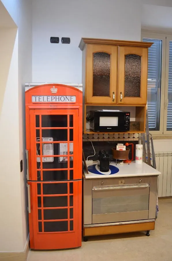 Apartment Elegante Appartamento Nel Centro Di Roma Italy